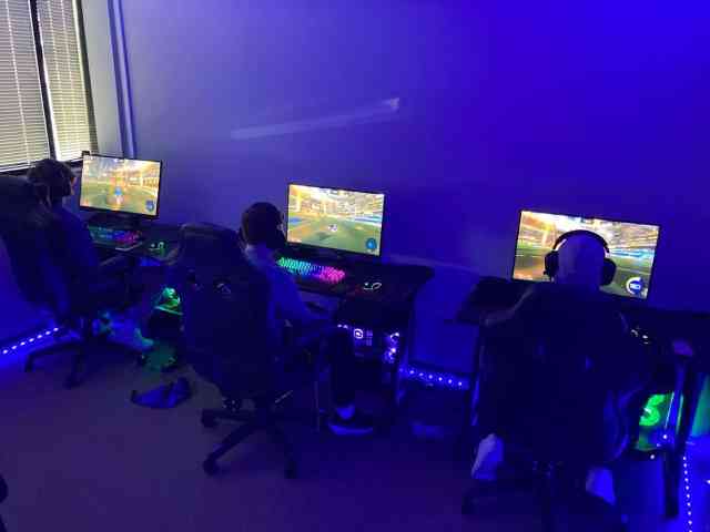 YES! Gaming PCs small