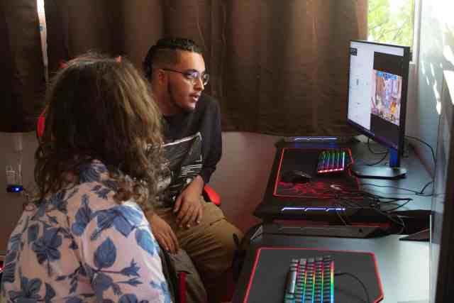 Gamers at YES!